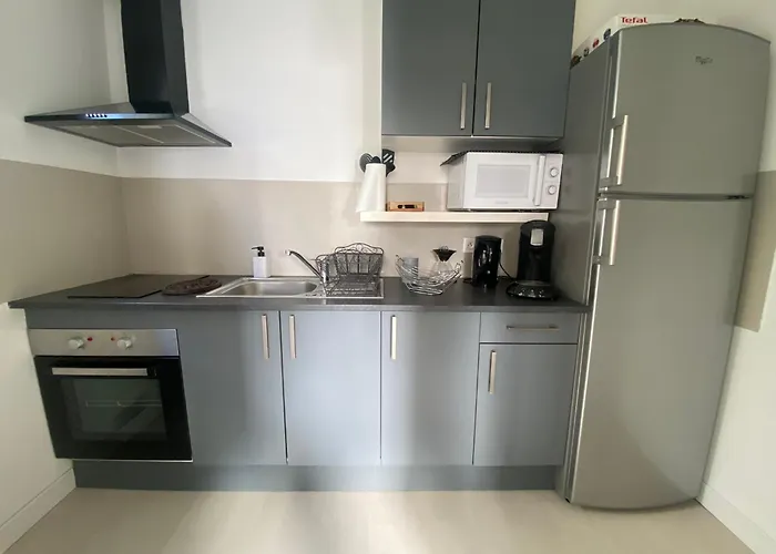 Le Primaubois - 2 & Parking - Centre La Primaube דירה Flavin